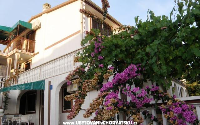 Apartmaji Florijana - apartmaji otok Murter Hrvaška