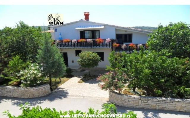 Apartmaji Snježana Carev - apartmaji otok Murter Hrvaška
