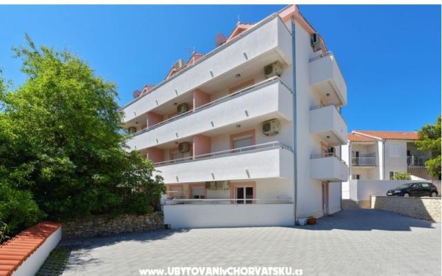 Apartmaji SABB - apartmaji otok Murter Hrvaška