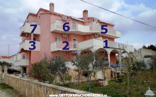 Apartmaji Dorana - apartmaji Nin - Zadar Hrvaška