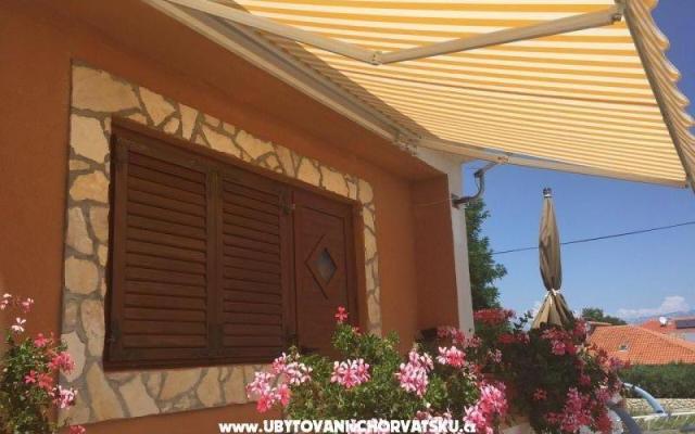 Apartmaji Paola - apartmaji Nin - Zadar Hrvaška