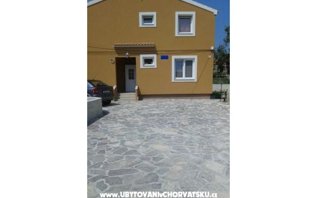 Apartmaji Lucin - apartmaji Nin - Zadar Hrvaška