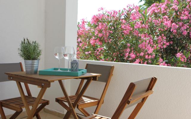 Studio apartments Oleander - apartmaji Nin - Zadar Hrvaška