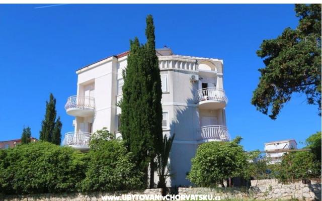 Apartma Marta Novalja - apartmaji Novalja - Pag Hrvaška