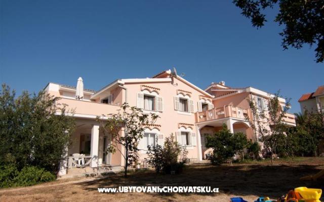 Apartmaji Danijela - apartmaji Novalja - Pag Hrvaška