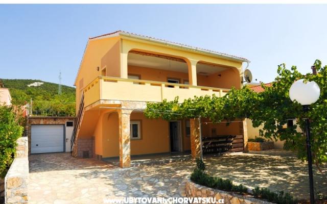 Apartma Kirbiš - apartmaji Novalja - Pag Hrvaška