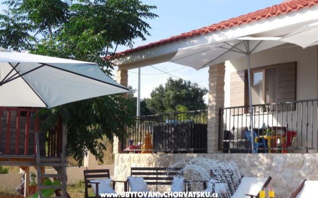 Hiša za odmor "Arwen" - apartmaji Novalja - Pag Hrvaška