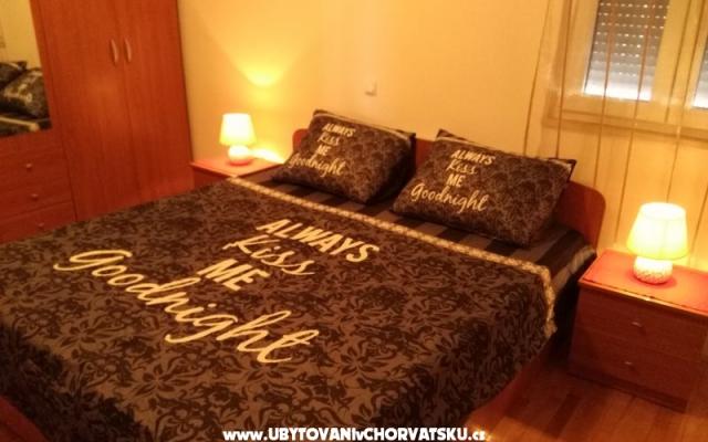 Apartmaji Jelena - apartmaji Omiš Hrvaška