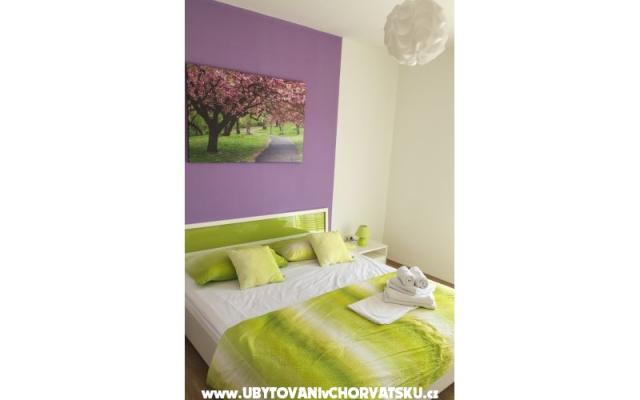 Apartma Enjoy - apartmaji Omiš Hrvaška