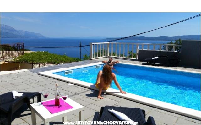 Počitniški dom Dajana - apartmaji Omiš Hrvaška