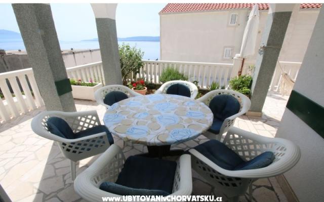 Apartmaji Ankica - apartmaji Omiš Hrvaška