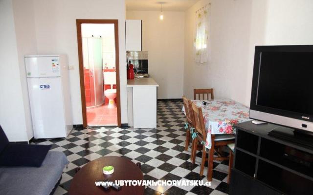 Apartmaji Dona - apartmaji Omiš Hrvaška