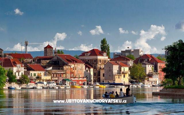 Apartmaji Martina - apartmaji Omiš Hrvaška