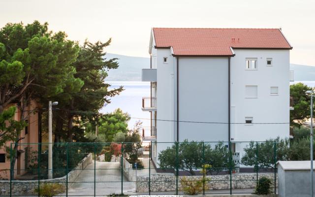 Apartmaji Mila Tomasović - apartmaji Omiš Hrvaška