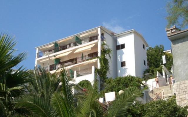 Apartmaji Velika Luka - apartmaji Omiš Hrvaška