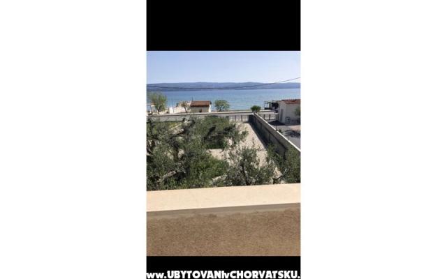 Apartma Mila &amp; Apartma Johnny - apartmaji Omiš Hrvaška