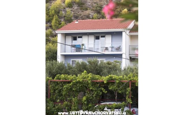 Apartma Toni - apartmaji Omiš Hrvaška