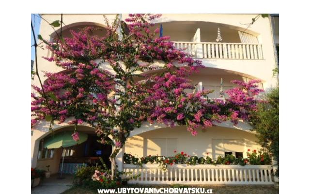 Apartmaji Pupačić - apartmaji Omiš Hrvaška