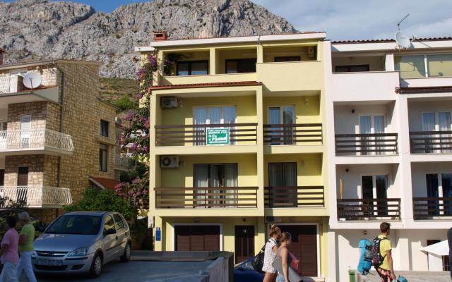 Apartmaji Šarić - apartmaji Omiš Hrvaška