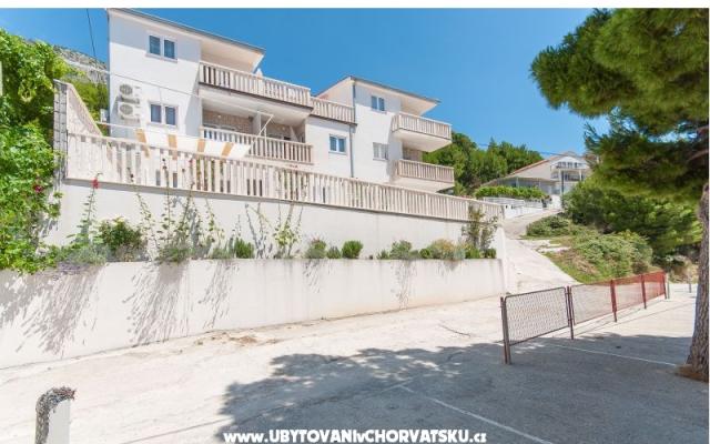 Apartmaji Villa Vesna Celina - apartmaji Omiš Hrvaška