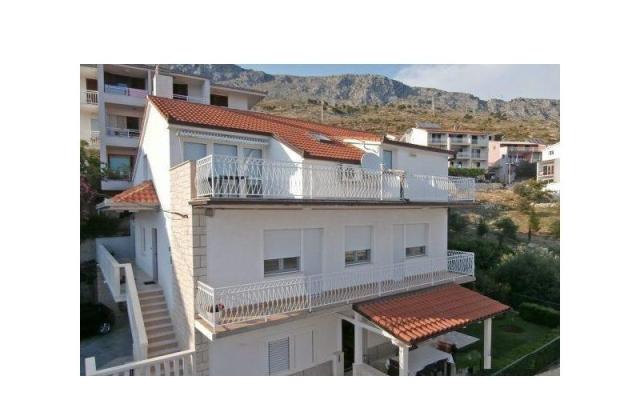 Apartma II Snjezana - apartmaji Omiš Hrvaška