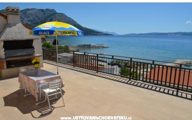 Beach and Sun - apartmaji Omiš Hrvaška
