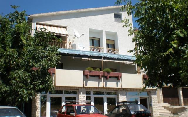 Apartmaji Dalmacija - apartmaji Omiš Hrvaška
