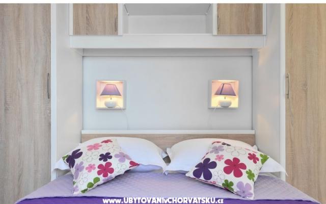 Hiša Dino - apartmaji Omiš Hrvaška