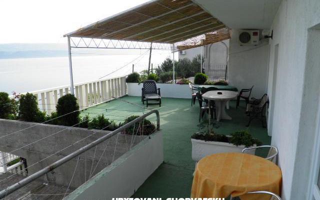 Apartmaji Marijana Šarić - apartmaji Omiš Hrvaška