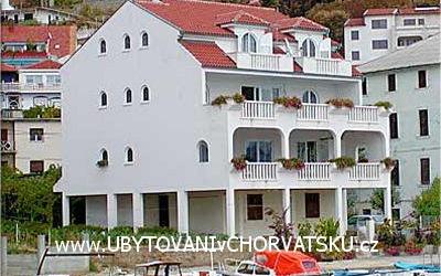 Villa Kristijan - apartmaji Omiš Hrvaška
