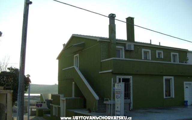 Apartmaji Koli - apartmaji otok Pag Hrvaška