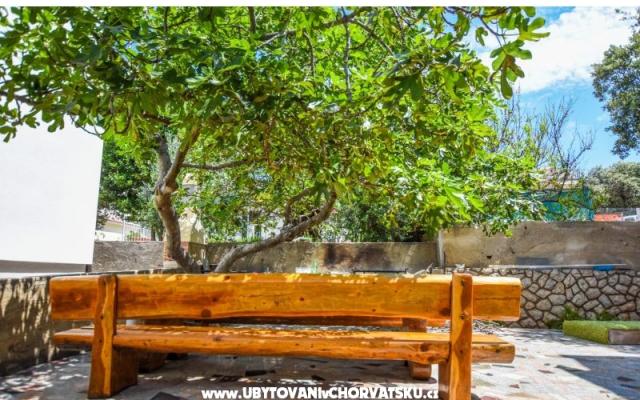 Apartmaji Leon - apartmaji otok Pag Hrvaška