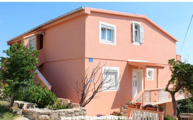 Apartmaji Marela - apartmaji otok Pag Hrvaška