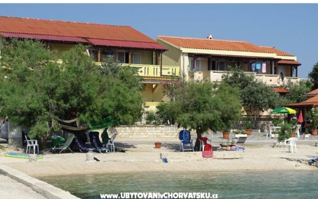 Apartmaji VIVIEN (9x) - apartmaji otok Pag Hrvaška