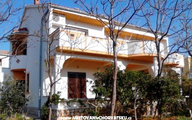 Villa Jelena - apartmaji otok Pag Hrvaška