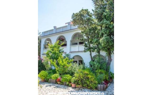 Villa Tija Simuni - apartmaji otok Pag Hrvaška
