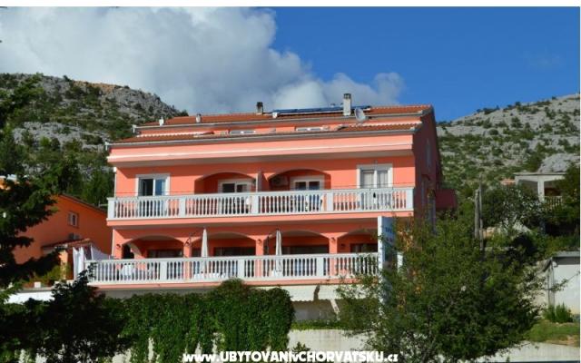 Amari apartments - apartmaji Starigrad Paklenica Hrvaška