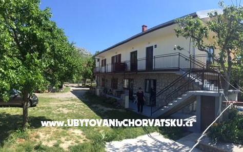 Apartmaji BILI - apartmaji Starigrad Paklenica Hrvaška
