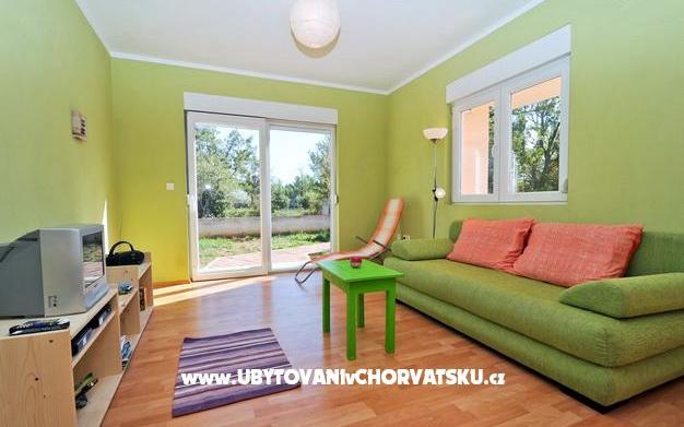 Apartmaji Paklina - apartmaji Starigrad Paklenica Hrvaška