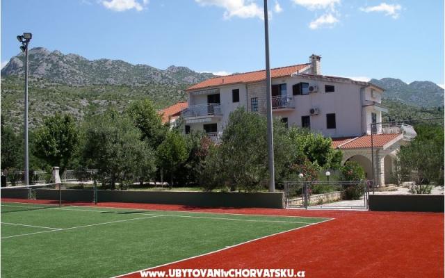 Apartmaji Villa Nina - apartmaji Starigrad Paklenica Hrvaška
