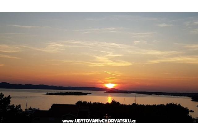 Apartmaji NADA - apartmaji Pakoštane Hrvaška
