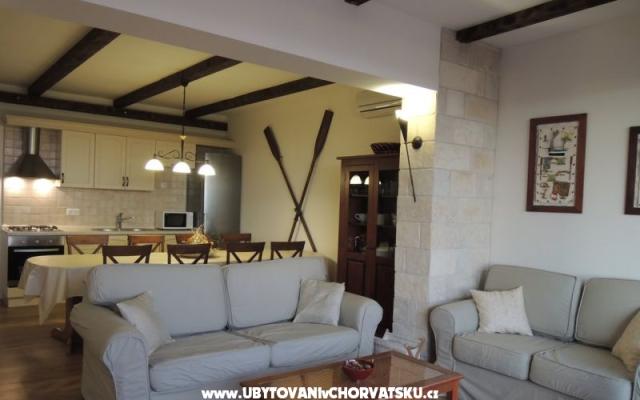Apartmaji in Villa - apartmaji Pakoštane Hrvaška