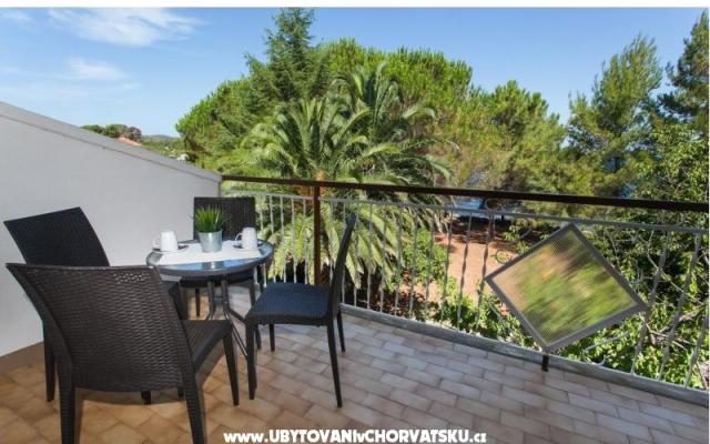 Apartmaji Maris - apartmaji otok Pašman Hrvaška