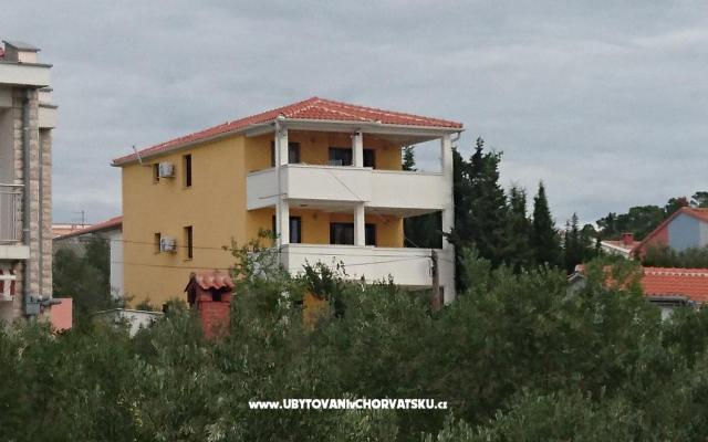 Apartmaji Sunset ***/**** - apartmaji otok Pašman Hrvaška
