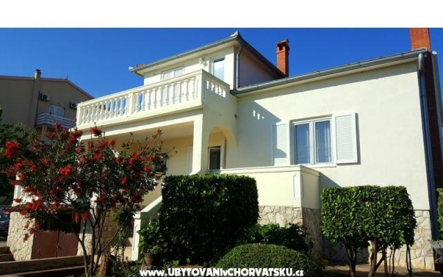 Apartmaji Nena - apartmaji otok Pašman Hrvaška