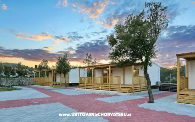Apartmaji Kamp Ortić - apartmaji otok Pašman Hrvaška