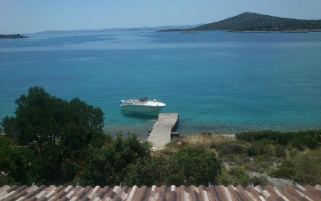 Robinzon Lanterna - apartmaji otok Pašman Hrvaška