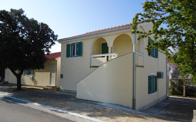 Apartmaji Villa  Antonija  - apartmaji Petrčane Hrvaška
