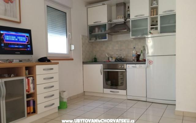 Dedic apartment***** - apartmaji Petrčane Hrvaška