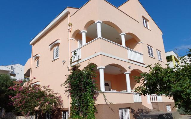 Apartmaji Ana - apartmaji Petrčane Hrvaška